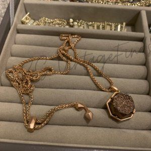 FINAL PRICE!! Kendra Scott RG Lizzie Necklace*